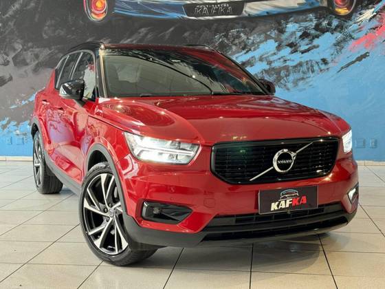 VOLVO XC40 1.5 T5 RECHARGE R-DESIGN GEARTRONIC